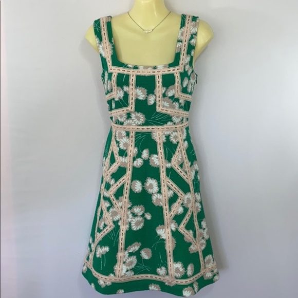 Anthropologie Dresses & Skirts - ANTHROPOLOGIE EMBROIDERED GREEN PINK DAISY DRESS s
